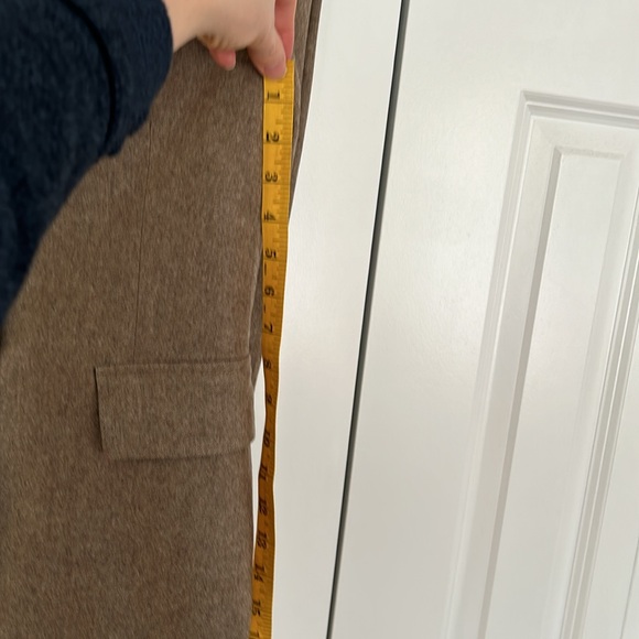 Theory wool blazer career staple sharp smart piece. Made in USA Pockets Business - Picture 3 of 10